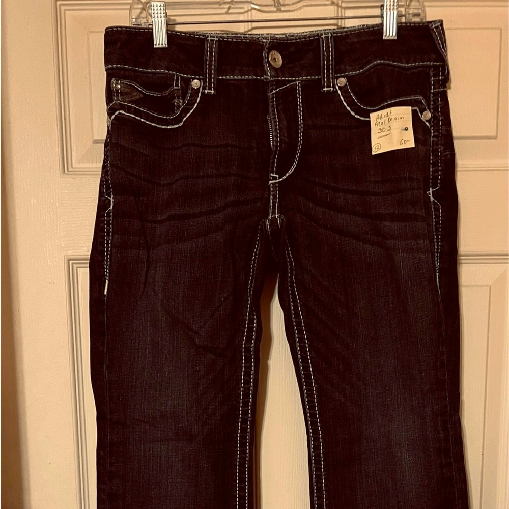 ARIAT REAL DENIM JEANS
SIZE 30S